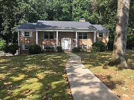 3221 Starlake Dr, Birmingham, Al 35226 in Birmingham, AL