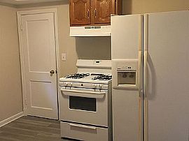 414 Glenwood Ave, Glen Burnie, Md 21061 in Glen Burnie, MD (Photo 11 of 12)