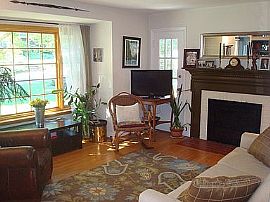 423 Saint Lawrence Dr, Silver Spring, Md 20901 in Silver Spring, MD (Photo 4 of 12)