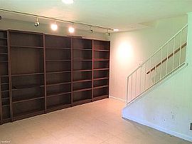 10001 Battleridge Pl, Montgomery Village, Md 20886 in Montgomery Village, MD (Photo 3 of 11)