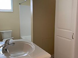 424 Mansfield Ave, Morgantown, Wv 26505 in Morgantown, WV (Photo 4 of 6)