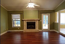 1151 Stone Bridge Rd, Pensacola,Rent 800 Deposit 800 Total 1600 in Pensacola, FL (Photo 2 of 5)