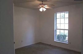 412 Bay Oaks Dr, Pensacola Rent 800 Deposit 800 Total 1600 in Pensacola, FL (Photo 7 of 8)