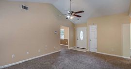 307 Christian Ct, Hampton, Ga 30228 For $700/m Deposit $700 in Hampton, GA (Photo 4 of 5)