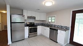 18466 3rd St, Orlando, Fl Rent 600 Deposit 600 Total 1200 in Orlando, FL (Photo 4 of 7)