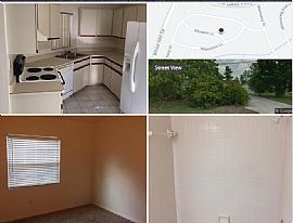 4 Wheaton Ln, Palm Coast, Fl 32164 For $600/m Deposit $600 in Palm Coast, FL (Photo 2 of 2)