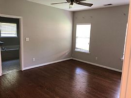  Adorable 3/2 Garden Home in The Highly Sought After Narrows Co in Birmingham, AL (Photo 9 of 11)