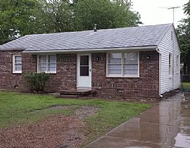 901 W Davis Dr, Wichita, Ks 67217 For $500/m Deposit $500 in Wichita, KS