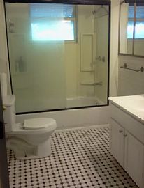 928 E 7th St, Pittsburg, Ks 66762 For $500/m Deposit $500 in Pittsburg, KS (Photo 2 of 4)