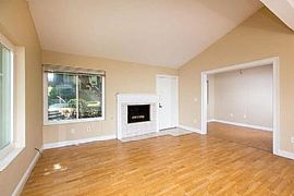 10622 Esmeraldas Dr, San Diego in San Diego, CA (Photo 2 of 4)