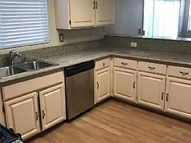 2192 Eaglecloud Dr, Henderson, Nv 89074 in Henderson, NV (Photo 4 of 5)