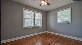 2040 Stratford Rd, Cayce,Rent 650 Deposit 650 Total 1300 in Cayce, SC (Photo 5 of 7)