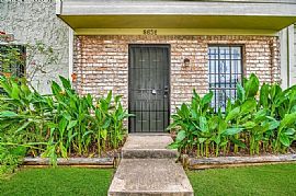 Amazing Home in Houston, TX (Photo 2 of 10)