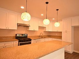 892 Eston St, Camarillo in Camarillo, CA (Photo 3 of 5)