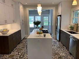 428 E 6th St, Dallas in Dallas, TX (Photo 2 of 4)