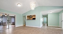 80 Westbury Ln, Palm Coast, Fl 32164 in Palm Coast, FL (Photo 3 of 12)