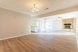 4552 Wares Ferry Rd, Montgomery, Al 36109 in Montgomery, AL (Photo 7 of 11)