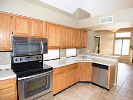 4671 W Shannon St, Chandler, Az 85226 in Chandler, AZ (Photo 2 of 5)