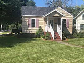 907 Dekalb Ave, Sycamore, Il 60178 For $700/m Deposit $700 in Sycamore, IL