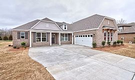 7925 Furnace Drive, Mc Calla, Al 35111 in Mc Calla, AL
