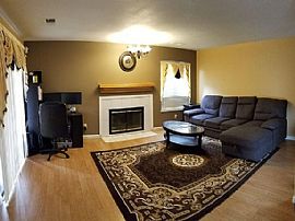 Corner Lot. Beautiful Two Story Home Approximately 1524 Square  in Modesto, CA (Photo 3 of 6)