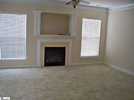  11 Somerville Ct, Greenville, Sc 29605 Beautiful and Spacious  in Greenville, SC (Photo 3 of 9)