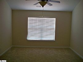  11 Somerville Ct, Greenville, Sc 29605 Beautiful and Spacious  in Greenville, SC (Photo 6 of 9)