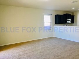 11675 W Vanderbilt Farms Way, Marana, Az 85653 in Marana, AZ (Photo 4 of 11)