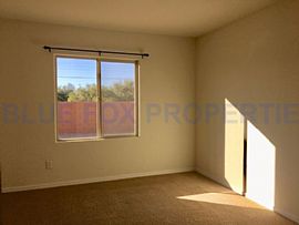 11675 W Vanderbilt Farms Way, Marana, Az 85653 in Marana, AZ (Photo 5 of 11)