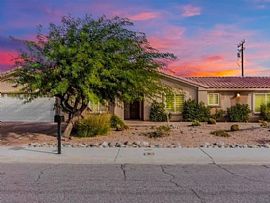 2290 N Whitewater Club Dr, Palm Springs in Palm Springs, CA