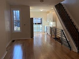 Best House You Can Enjoy in Philadelphia, PA (Photo 2 of 7)