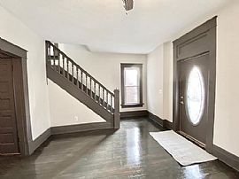 Rent Is $500 and Also The Deposit Is $500 in Columbus, OH (Photo 2 of 8)