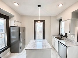 Rent Is $500 and Also The Deposit Is $500 in Columbus, OH (Photo 4 of 8)