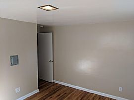 1600 Iris St, Rent Is $500 and Also The Deposit Is $500 in Lakewood, CO (Photo 5 of 6)