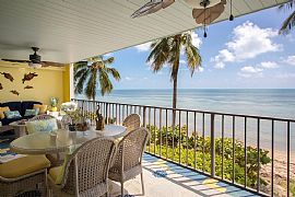 2 Bedroom Home in Key West, FL (Photo 2 of 8)