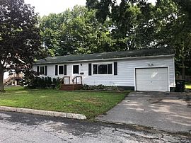 50 Logwood St, South Burlington, Vt 05403 in South Burlington, VT