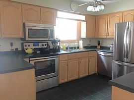 50 Logwood St, South Burlington, Vt 05403 in South Burlington, VT (Photo 4 of 10)