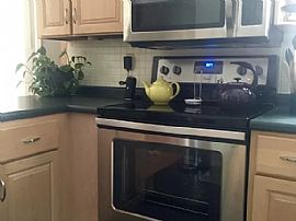 50 Logwood St, South Burlington, Vt 05403 in South Burlington, VT (Photo 6 of 10)