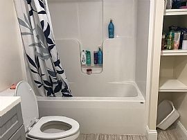 10 Maplewood Dr, South Burlington, Vt 05403 in South Burlington, VT (Photo 7 of 9)