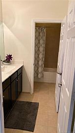 576 Se 35th Ter, Homestead, Fl 33033 in Homestead, FL (Photo 2 of 12)