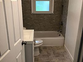 109 E Smith St, Bridgeport, Wv 26330 in Bridgeport, WV (Photo 5 of 7)