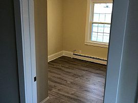  81 Hart St, Berlin, Ct 06037 in Berlin, CT (Photo 7 of 7)