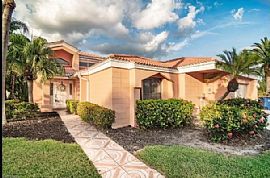 Beautiful 3 Beds 2 Baths Flat For Rent in Fort Myers, FL