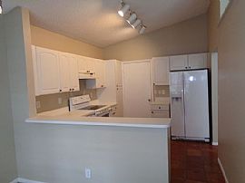 9348 Nw 8th Cir, Plantation in Plantation, FL (Photo 2 of 4)