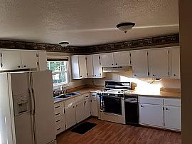 51 Peddler Run Rd, Bridgeport, Wv 26330 in Bridgeport, WV (Photo 3 of 5)