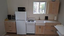 Cozy, Quiet, Boutique Studio  in San Diego, CA (Photo 9 of 12)