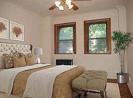 1bed 1bath in Chicago, IL (Photo 3 of 8)