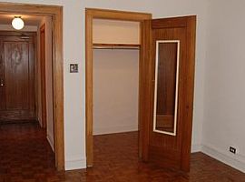 1bed 1bath in Chicago, IL (Photo 7 of 8)