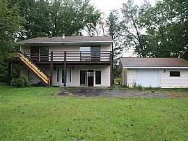 130 Frontage Rd, Iola, Wi 54945 in Iola, WI (Photo 2 of 7)