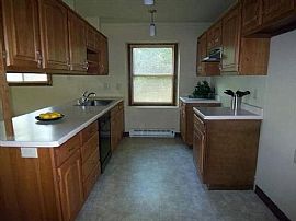 130 Frontage Rd, Iola, Wi 54945 in Iola, WI (Photo 5 of 7)